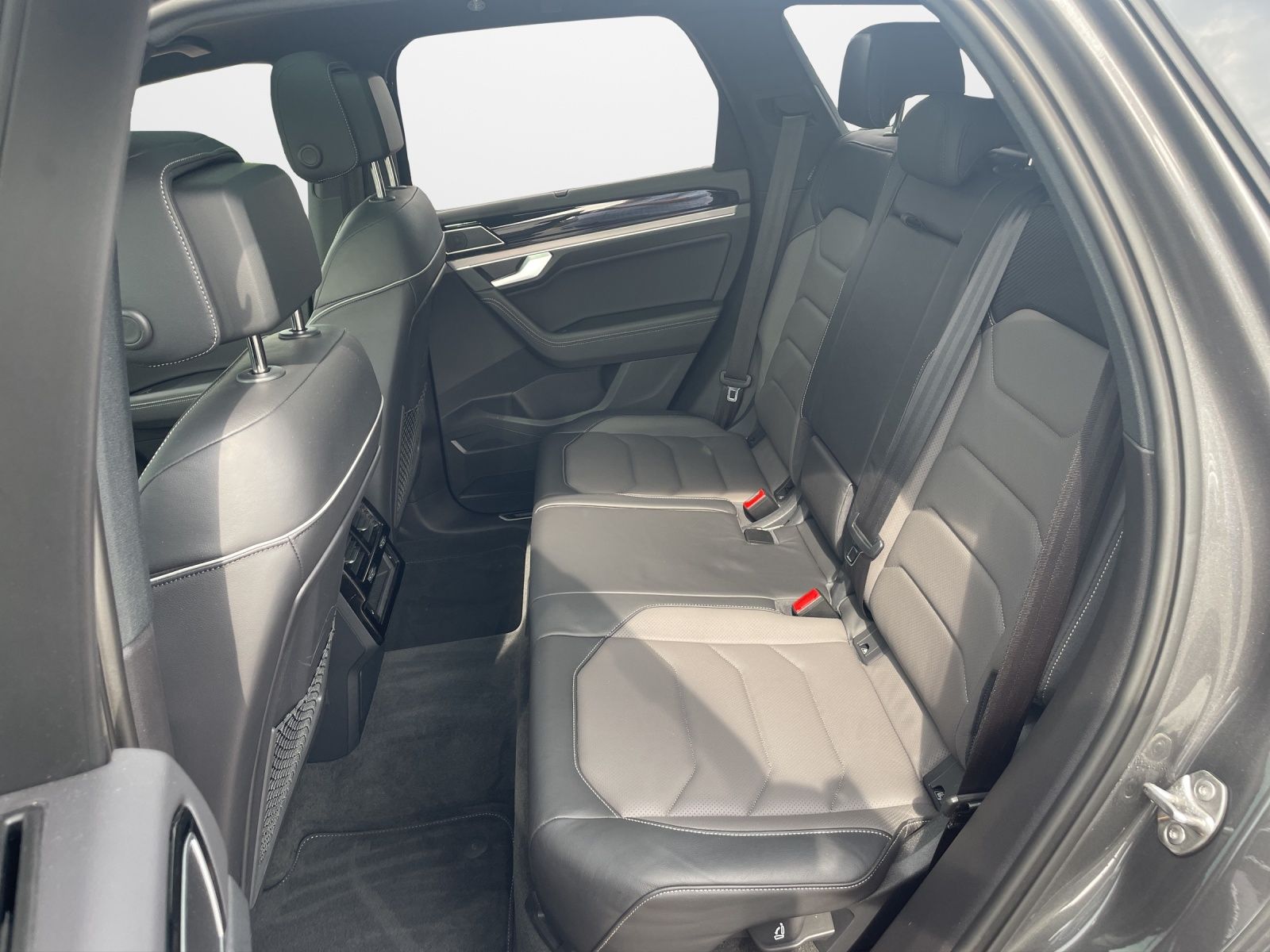 Volkswagen Touareg 3.0 TDI 4M R-Line Black Style  HeadUp Pa