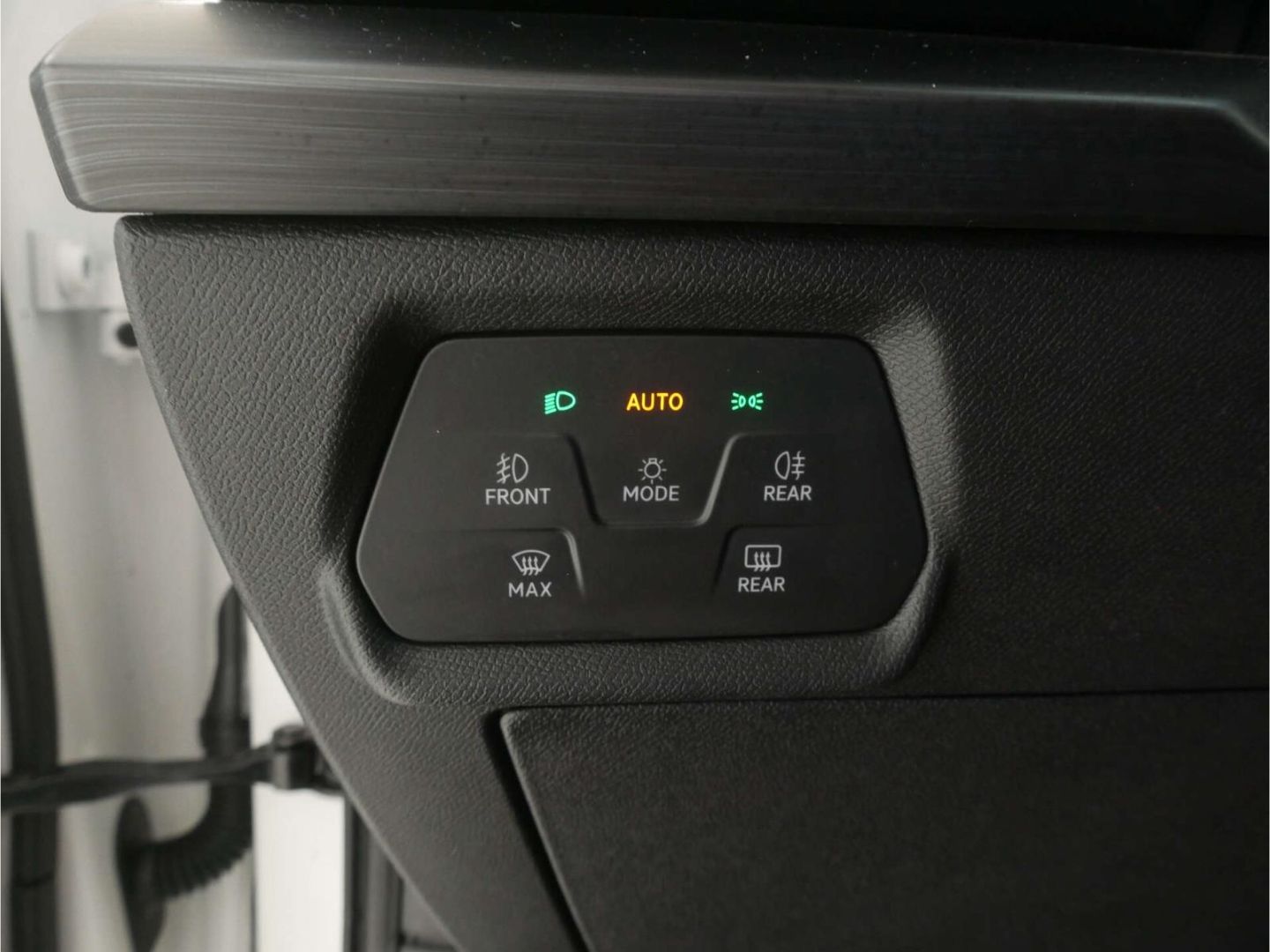 Cupra Formentor 1.4 DSG e-Hybrid AHK/P-Dach/NAV/RFK/SH