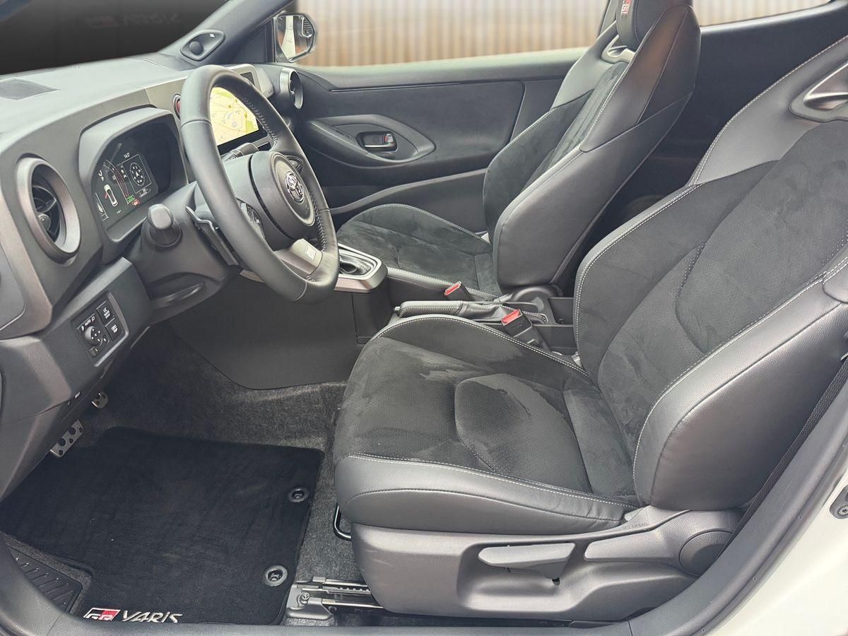 Toyota GR Yaris HighPerf 1.6l 4x4 Convenience 8-fach