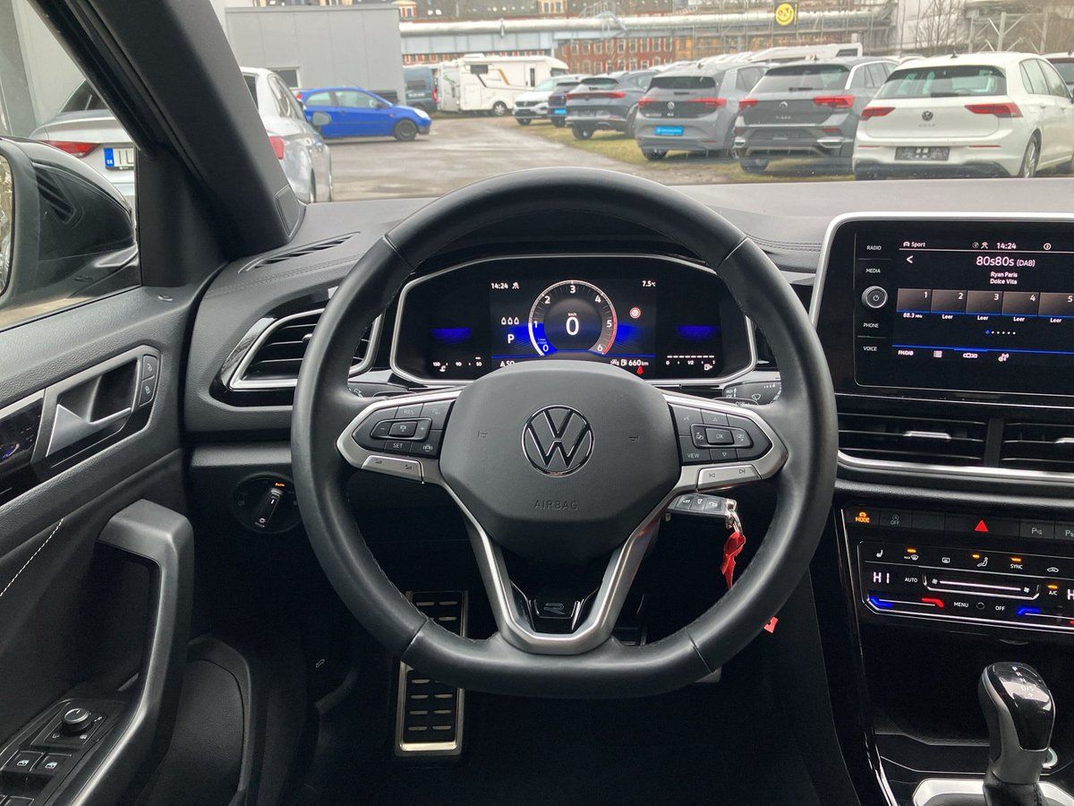 Volkswagen T-Roc R-Line 2.0 TDI DSG - Samsaru's Car Outlet