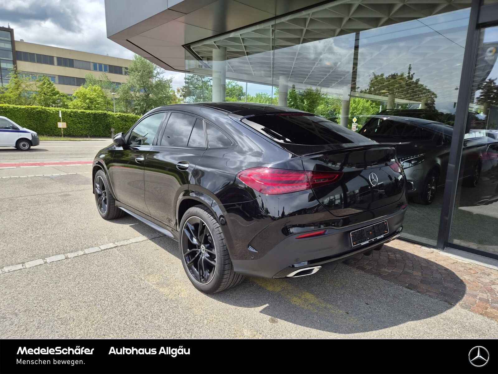 Mercedes-Benz GLE 450 d 4M AMG Night 22" E-Active-Body Pano