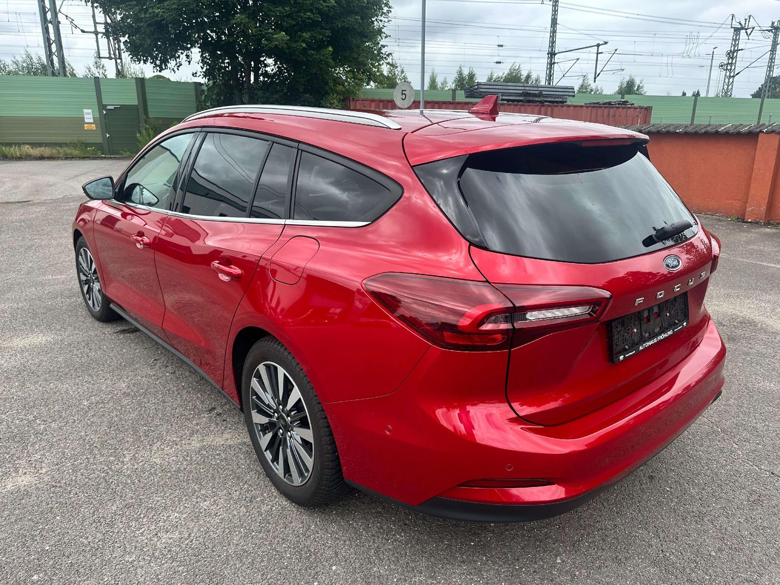 Ford Focus Titanium X Aut.+SHZ+RFK+ACC+NAVI+PDC+