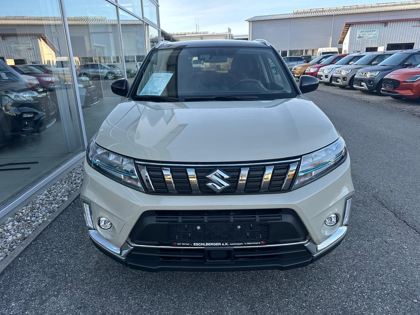 Suzuki Vitara 1.5 Hybrid Comfort - Samsaru's Car Outlet
