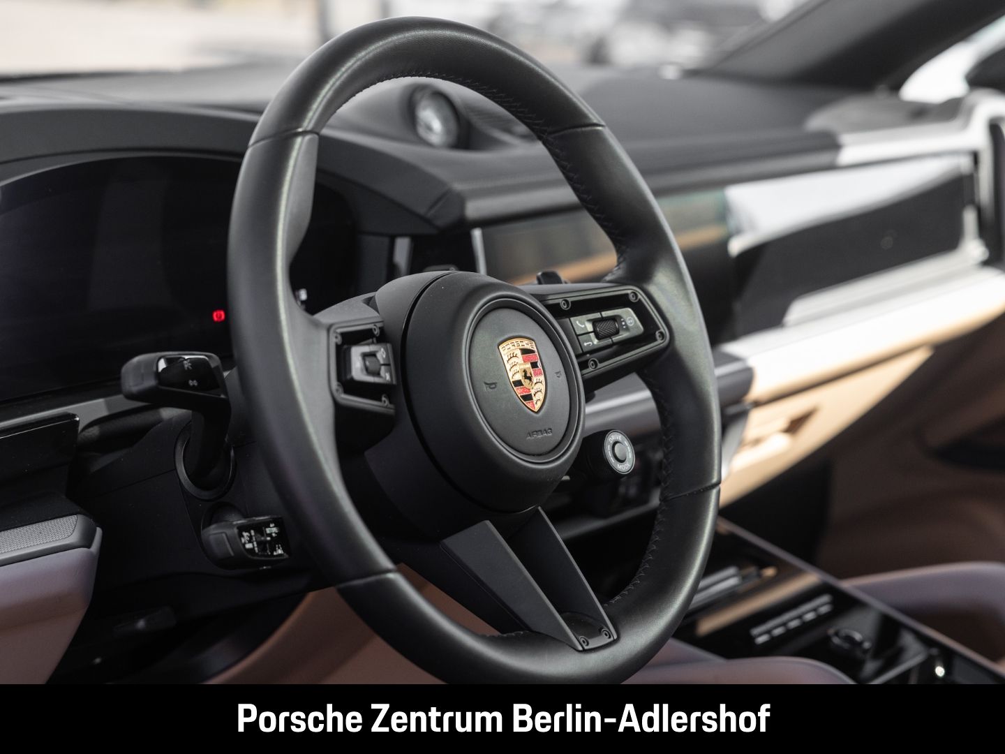 Porsche Cayenne E-Hybrid Coupe BOSE Luftfederung LED