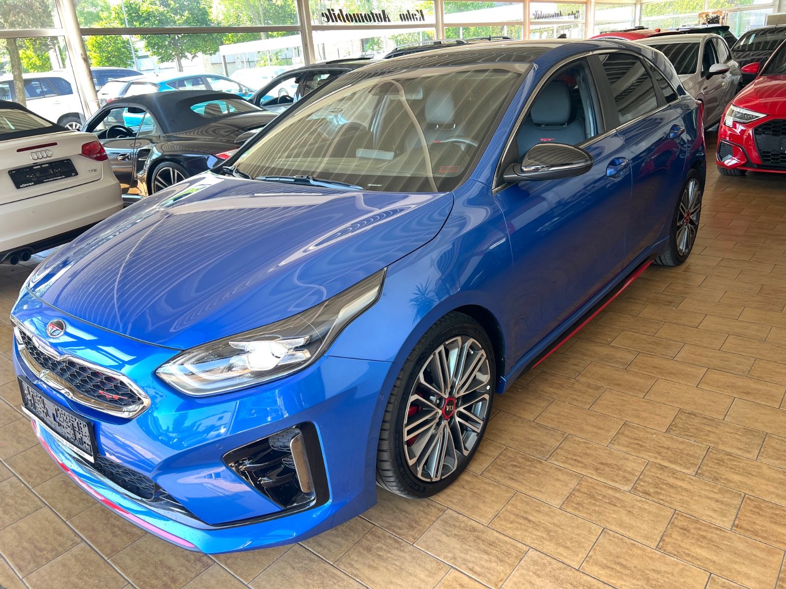 Kia cee'd GT - Samsaru's Car Outlet