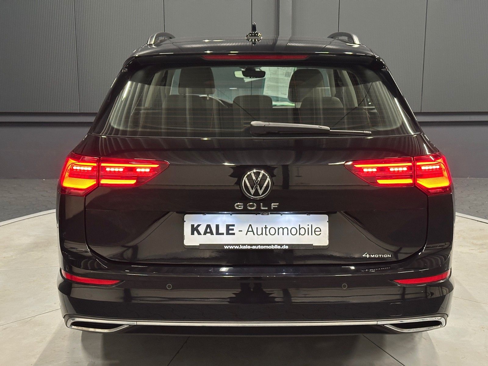 Volkswagen Golf VIII Variant Style 4Motion*Standhzg*AHK*KAM