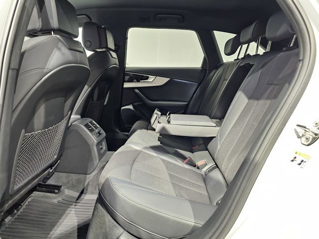 Audi A4 40 TFSI Q 2x S Line - Samsaru's Car Outlet