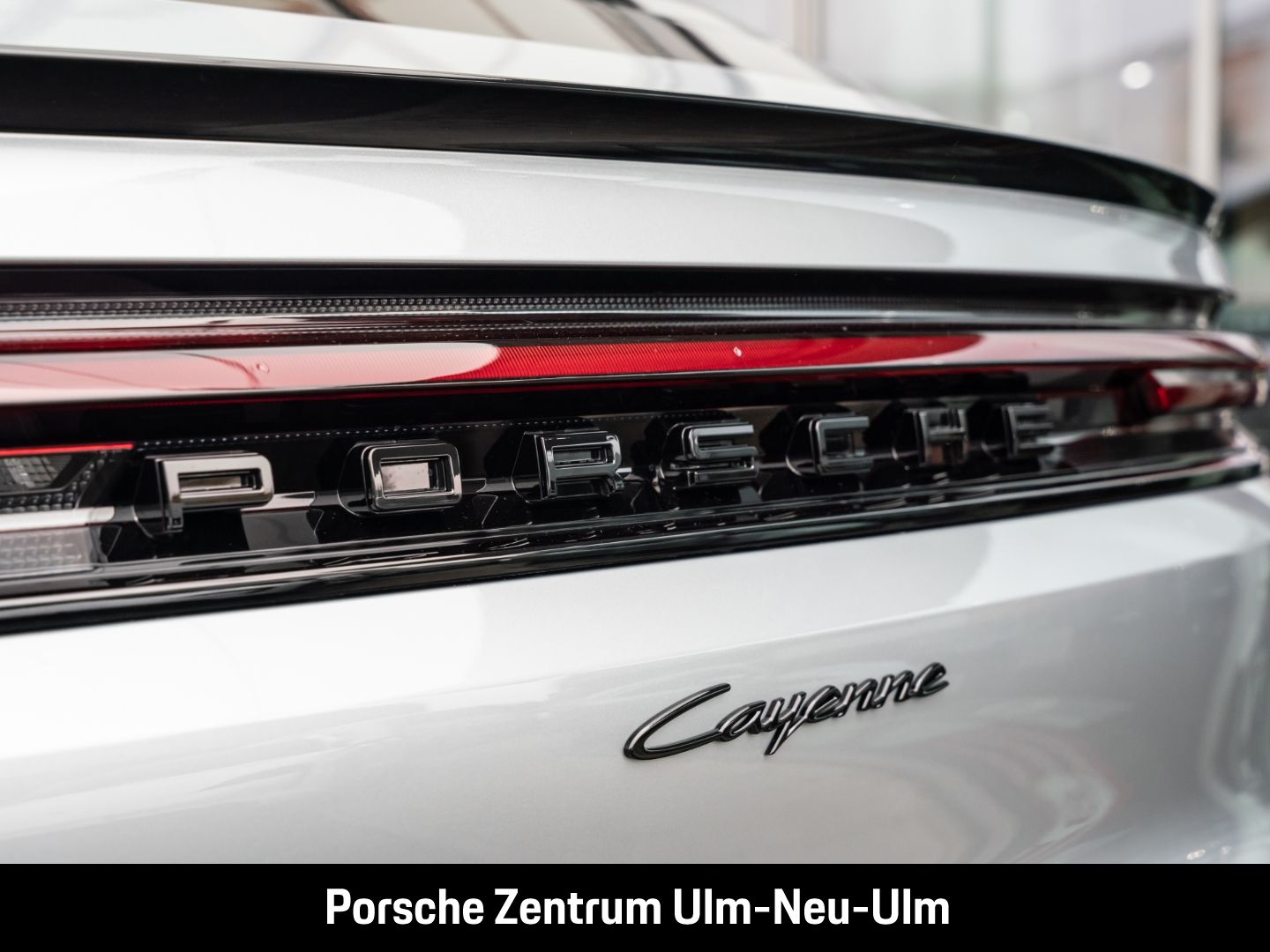 Porsche Cayenne Coupe InnoDrive Surround-View LED-Matrix