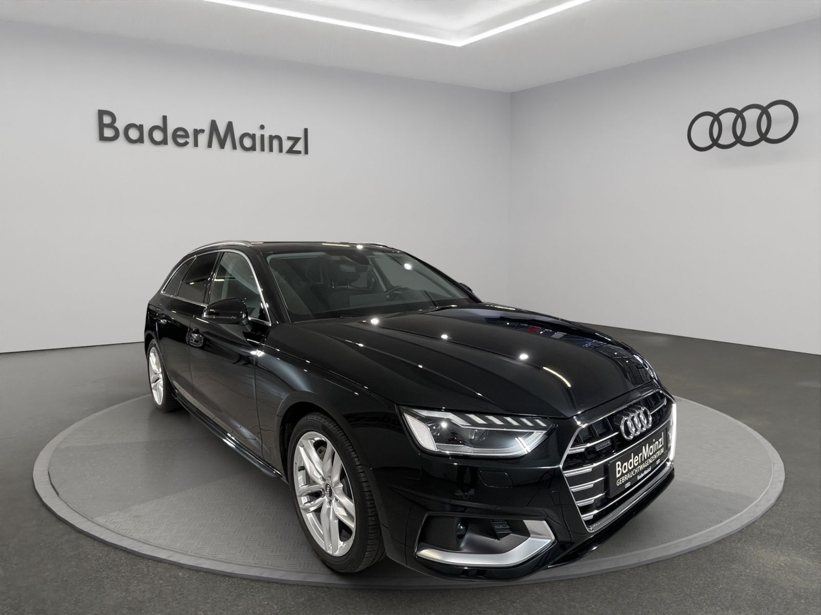 Audi A4 Avant advanced 45 TFSI quattro - Samsaru's Car Outlet