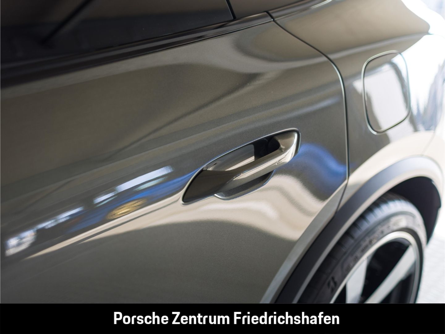 Porsche Macan 4 Hinterachslenkung InnoDrive Head-Up