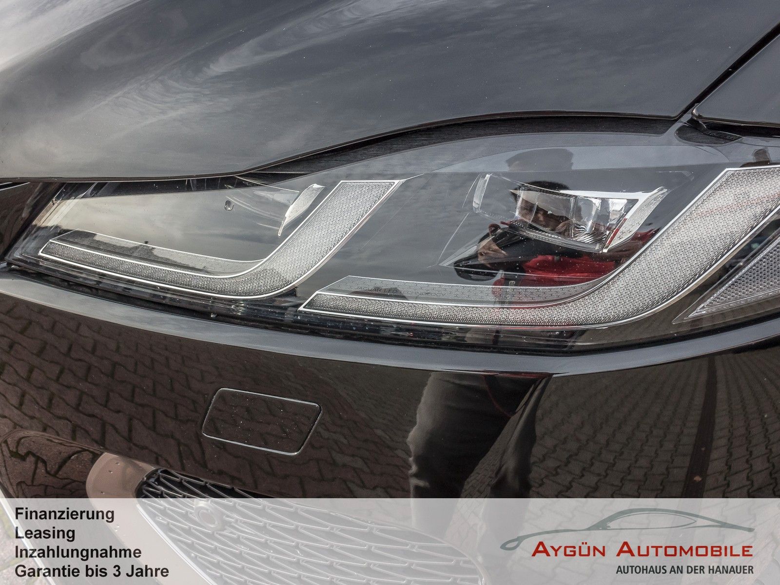 Jaguar F-PACE P400e AWD R-Dynamic S*Pano*Massage*HUD*
