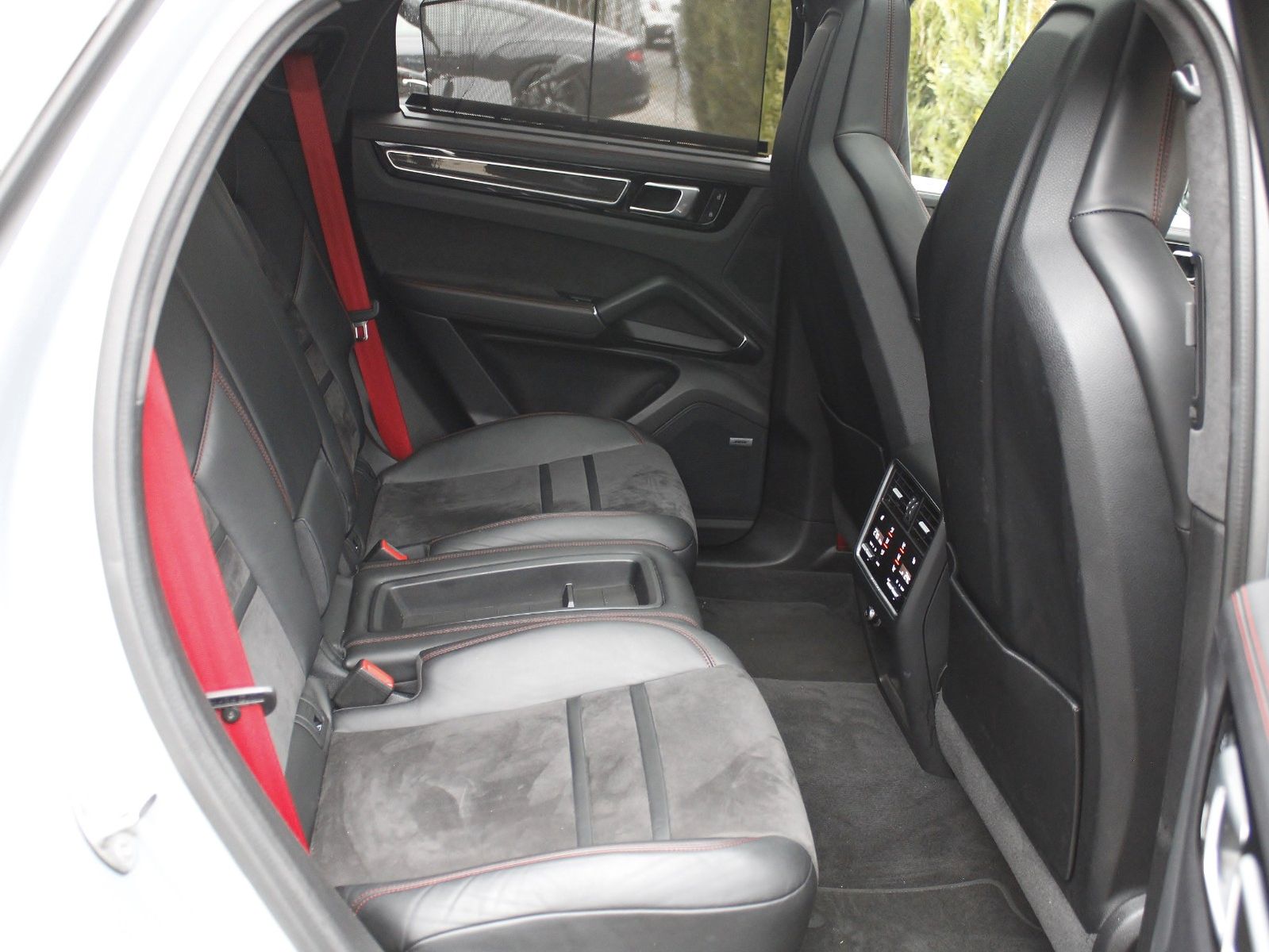 Porsche CAYENNE GTS COUPE MAX.VOLL *CARBON*NiGHT*PANO*22