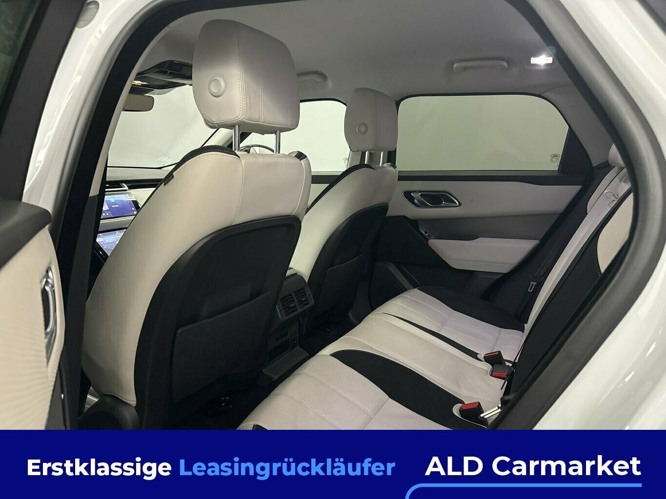 Range Rover Velar P400e - Samsaru's Car Outlet