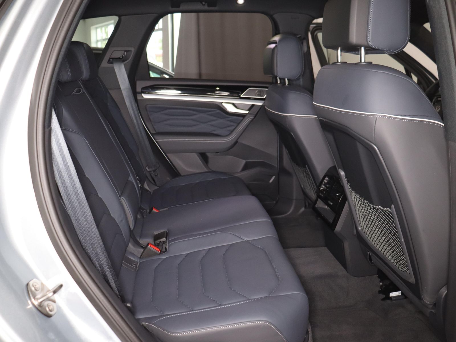 Volkswagen Touareg R-Line Black Style 3.0TSI 559,-ohne Anza
