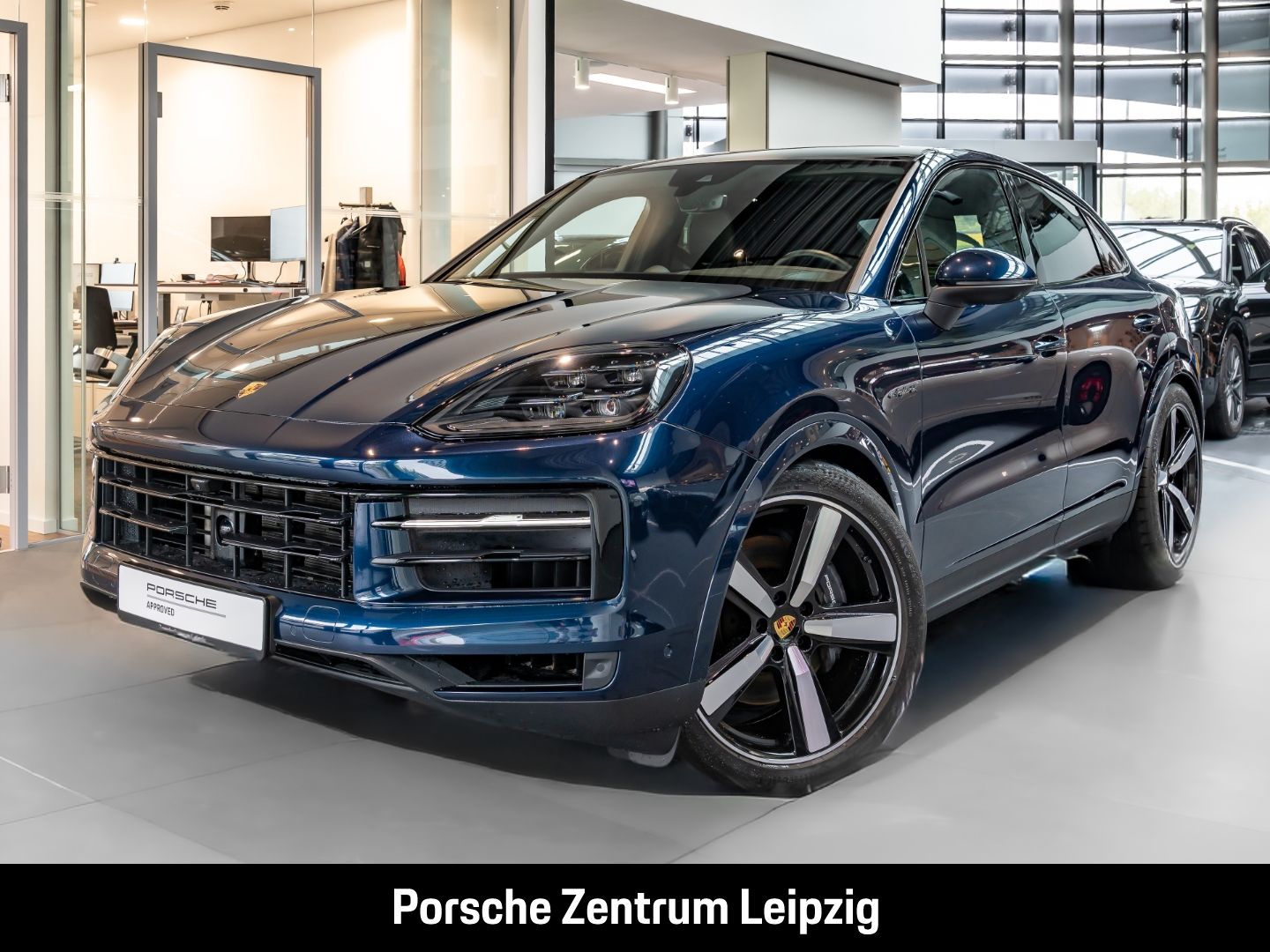 Porsche Cayenne E-Hybrid Coupe Sportabgas HD-Matrix Beif