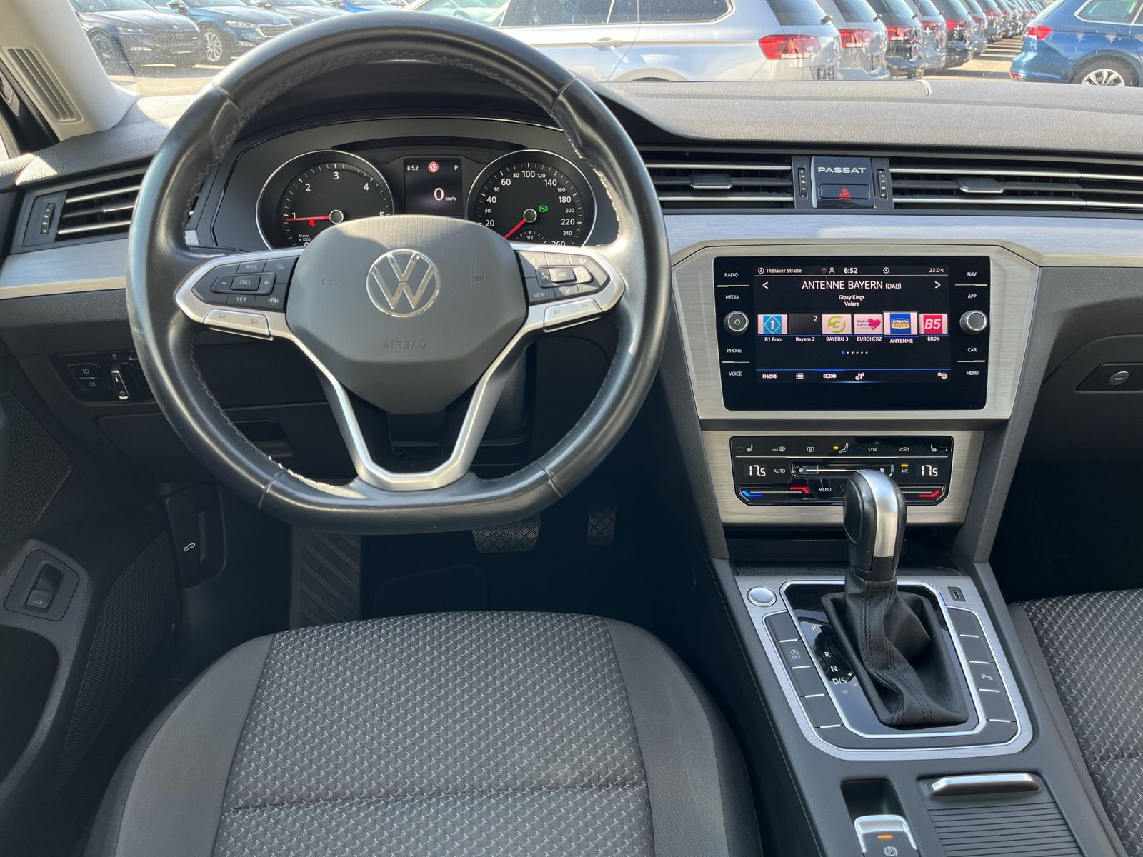 Volkswagen Passat Variant 2.0 TDI DSG - Samsaru's Car Outlet