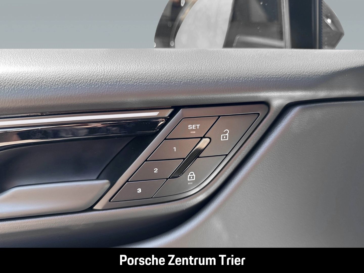 Porsche Macan 4 BOSE Panoramadach Luftfederung InnoDrive