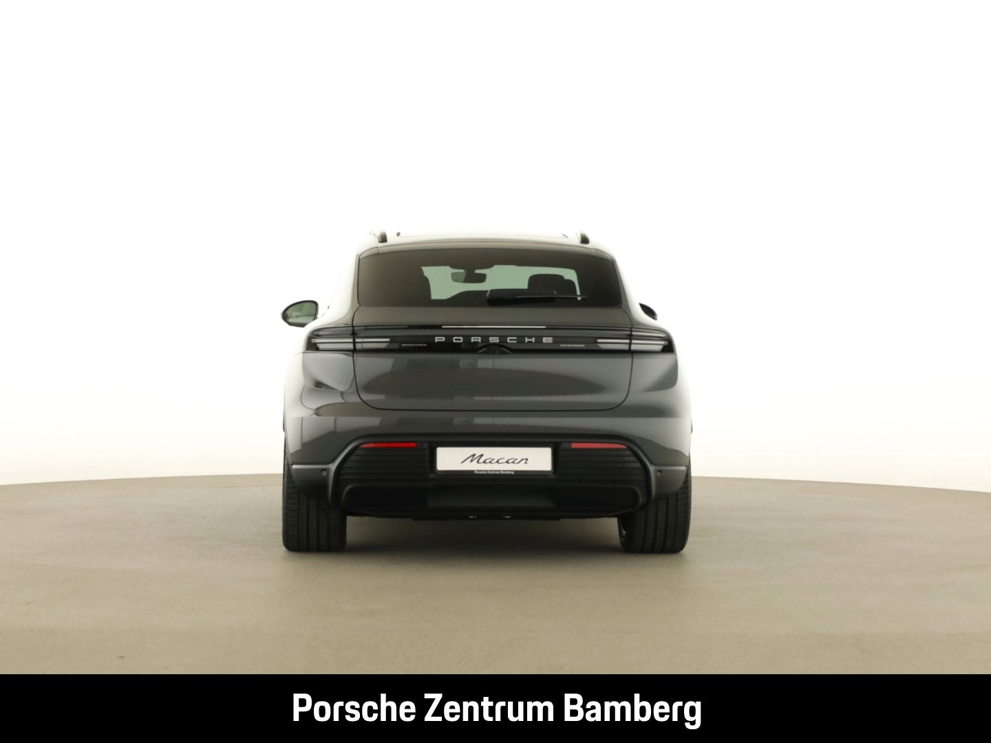 Porsche Macan 4/ Luftfahrwerk/ BOSE/ HUD/ AHK/ 360-Grad