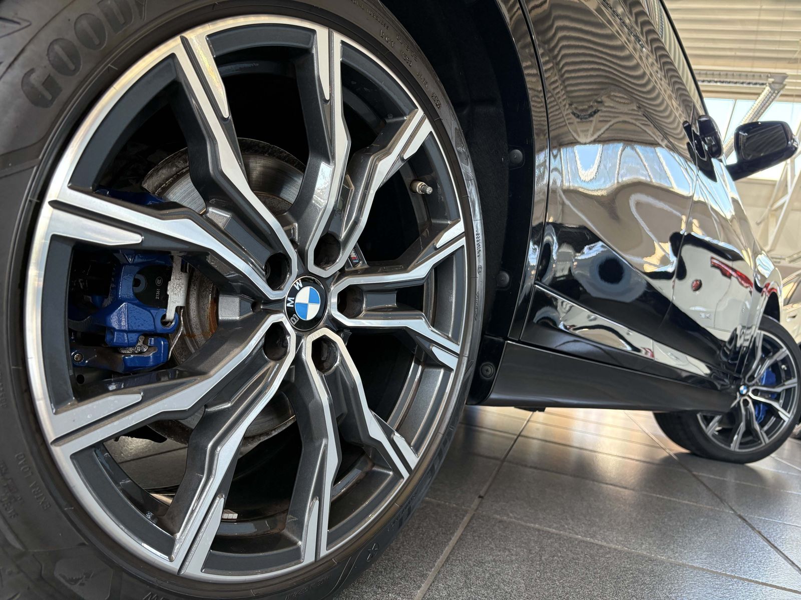 BMW X1 xDrive25i MSport - Samsaru's Car Outlet