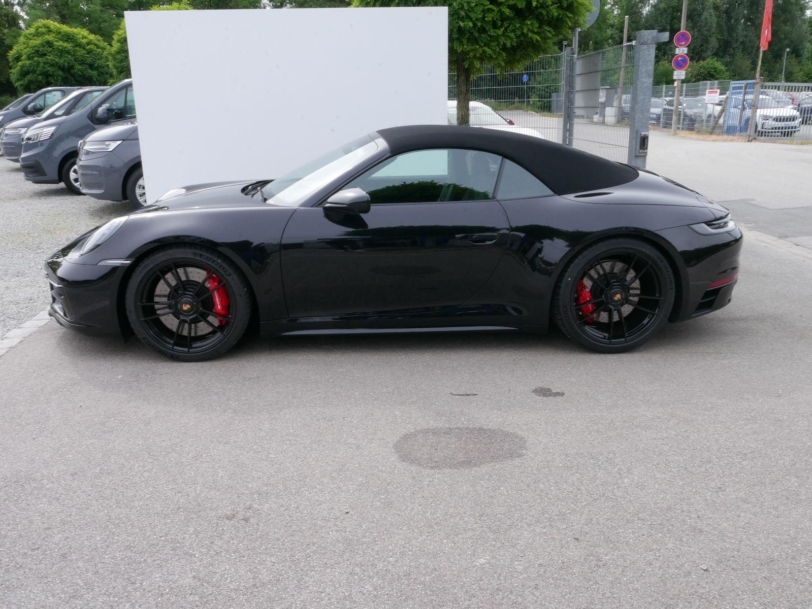 Porsche 911 Carrera GTS - Samsaru's Car Outlet