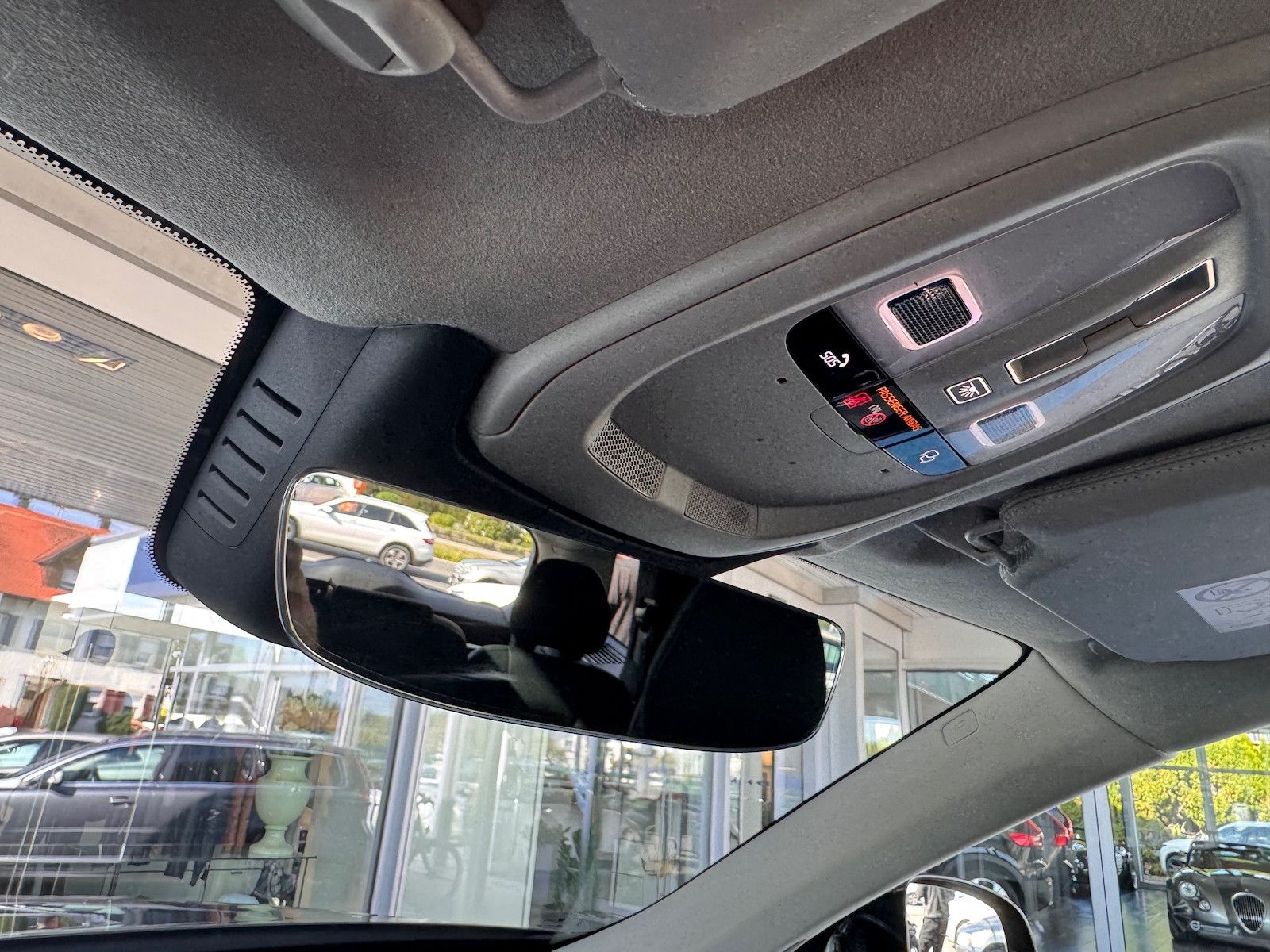 Volvo XC90 T8*Ultra Dark*NP 97.060*Recharge*AHK*Pano