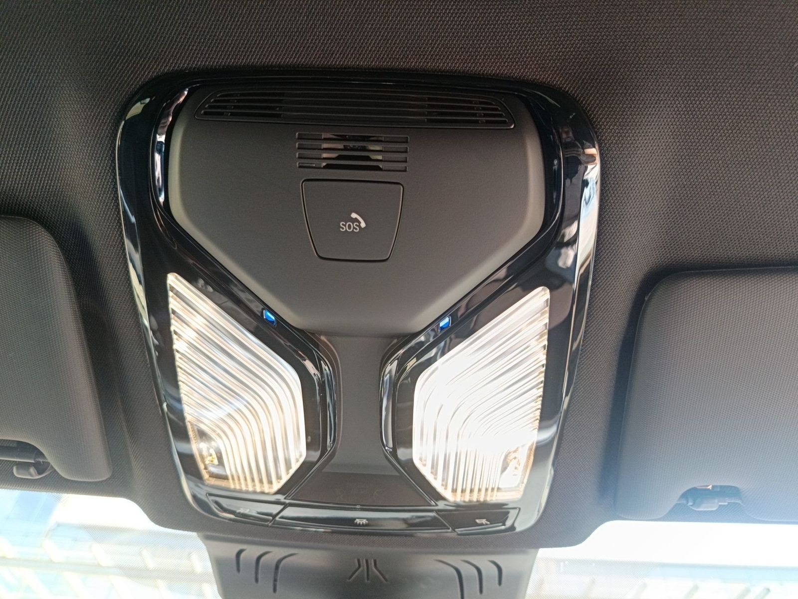 BMW i4 eDrive40 M SPORTPAKET+LIVE COCKPIT PRO+HARMAN