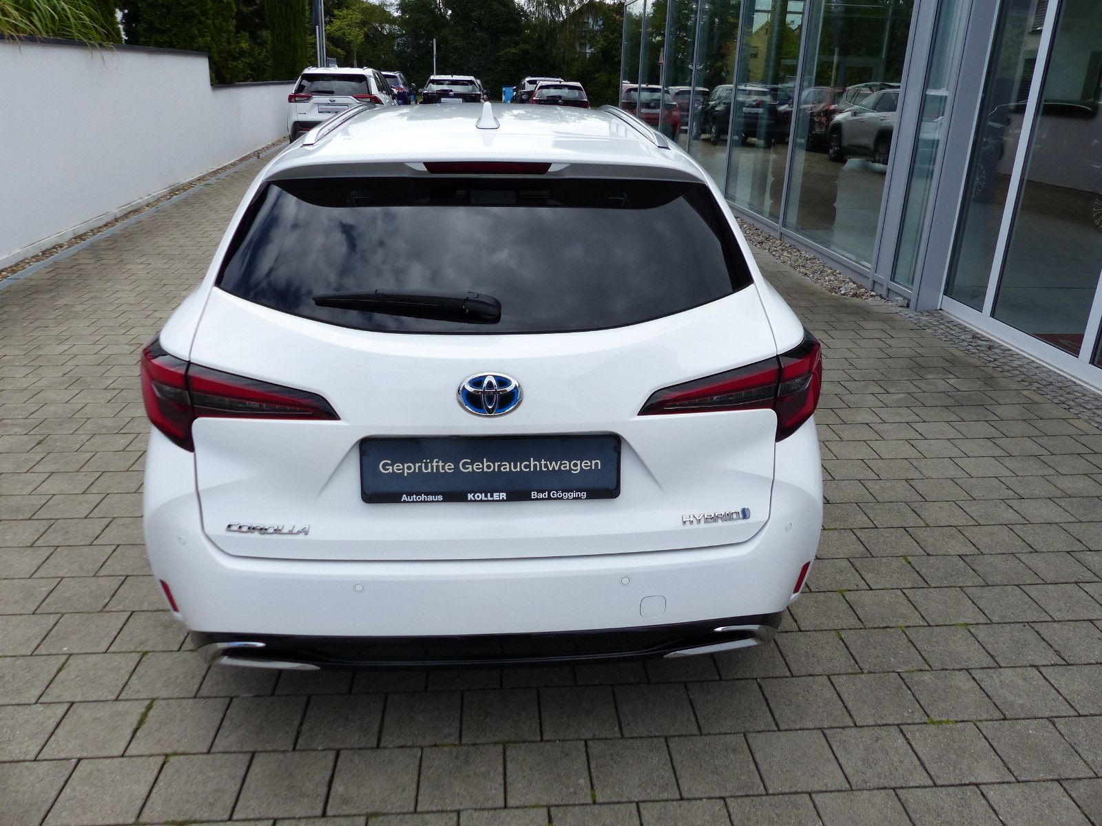Toyota Corolla TS 2.0 Hybrid Team D Navi Totwinkel PDC