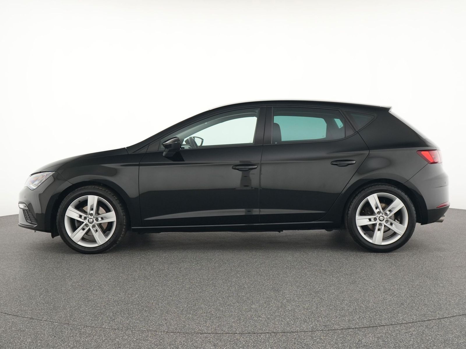 Seat Leon FR - Samsaru's Car Outlet