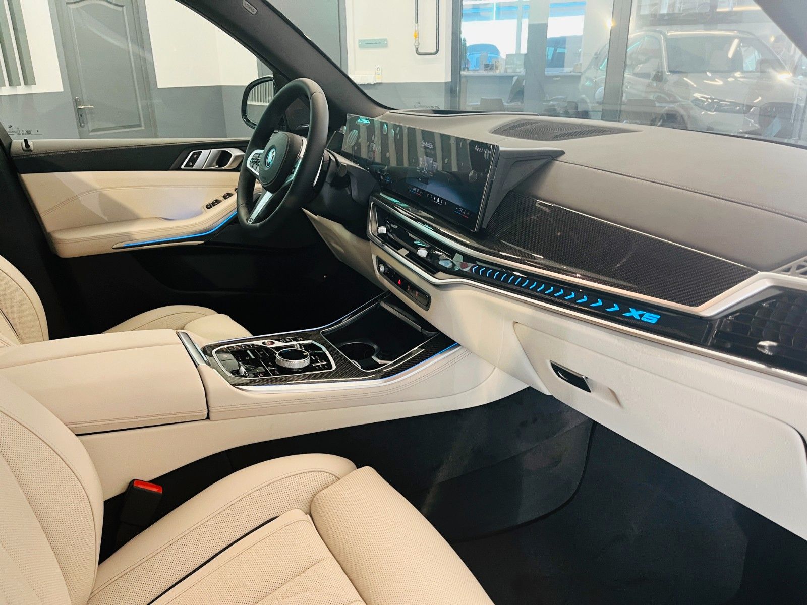 BMW X5 50 e xDrive M Sport / PANO/HARMAN/360KAMERA
