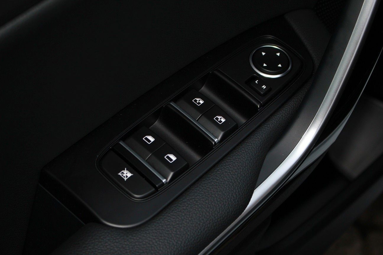 Kia CEED 1.5 T-GDI VISION KOMFORT PLUS - Samsaru's Car Outlet