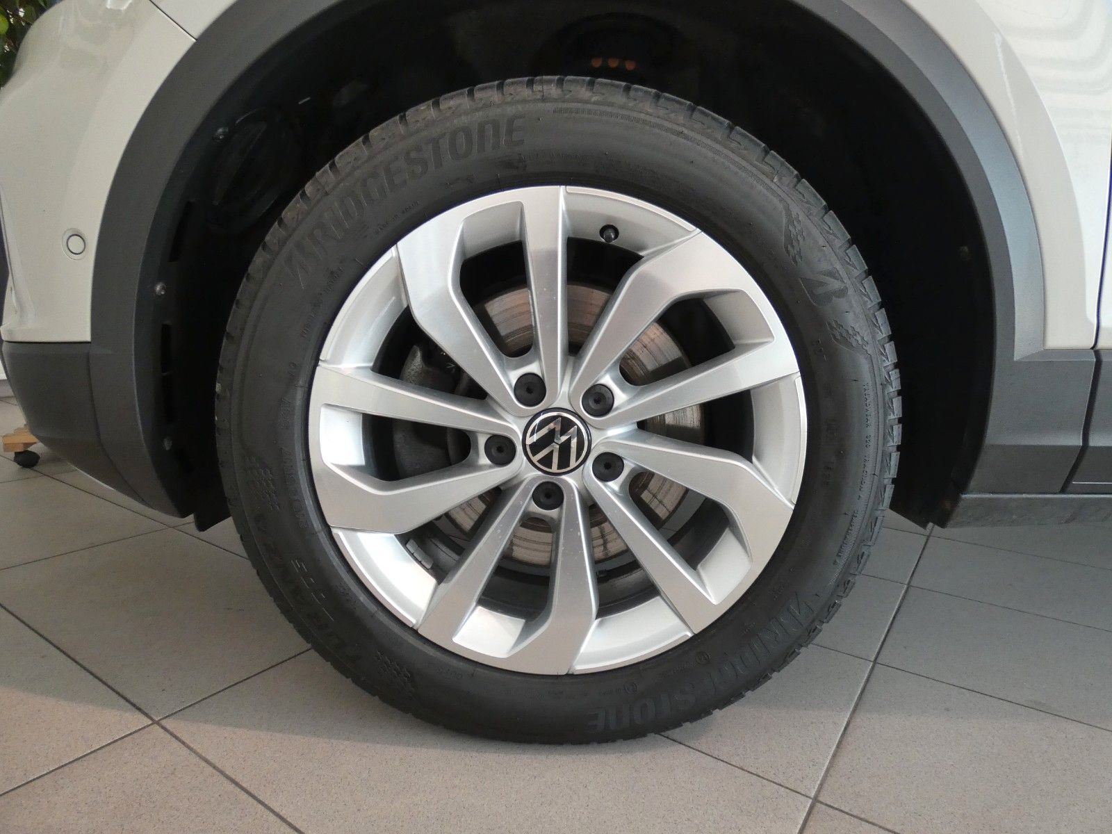 Volkswagen T-Roc 2.0 TDI Style 4Motion DSG - Samsaru's Car Outlet