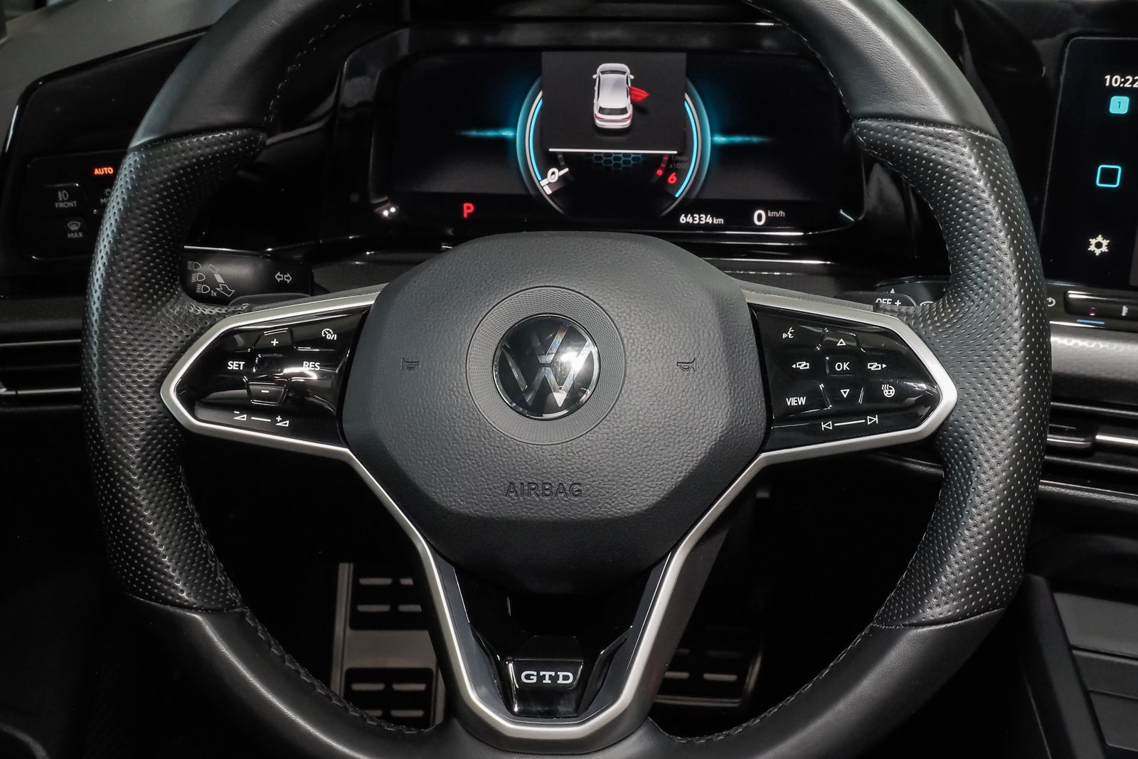 Volkswagen Golf VIII GTD 2.0 TDI DSG - Samsaru's Car Outlet