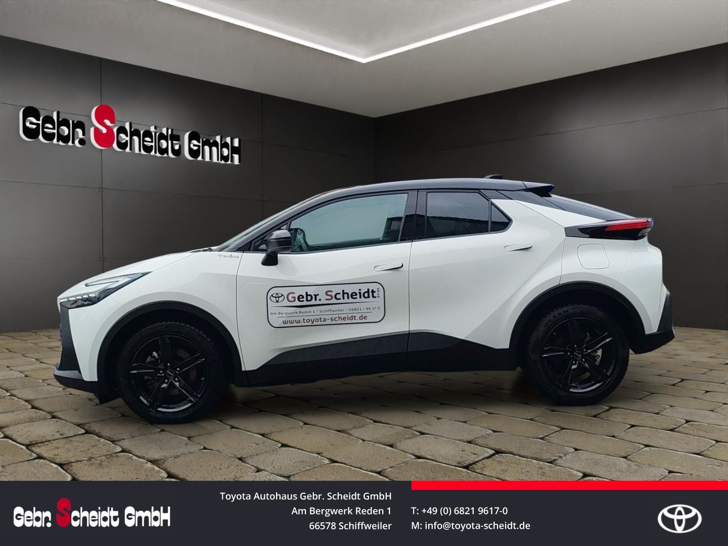 Toyota C-HR Plug-In Hybrid   LED-Scheinwerfer Kamera