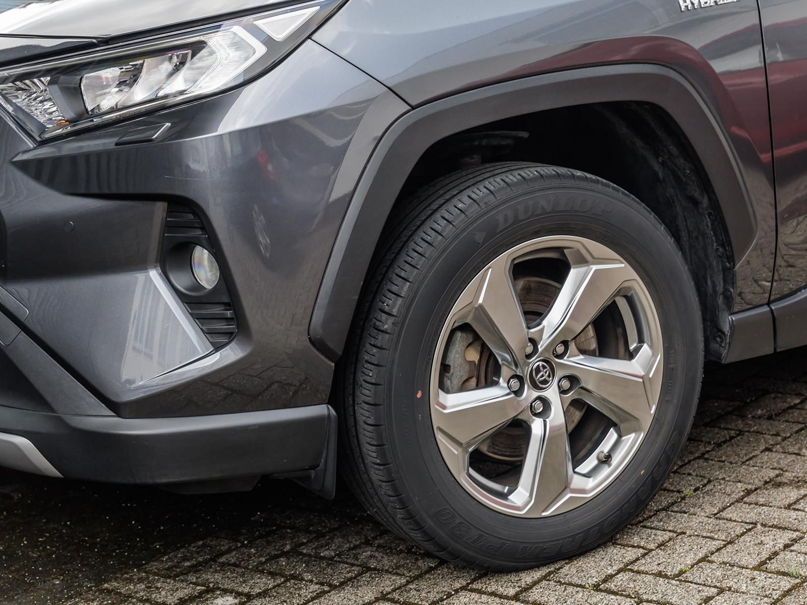Toyota RAV 4 2.5 Hybrid Club - Samsaru's Car Outlet