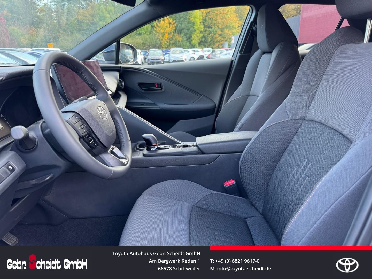 Toyota C-HR 1.8 Hybrid Team Deutschland Navi digitales