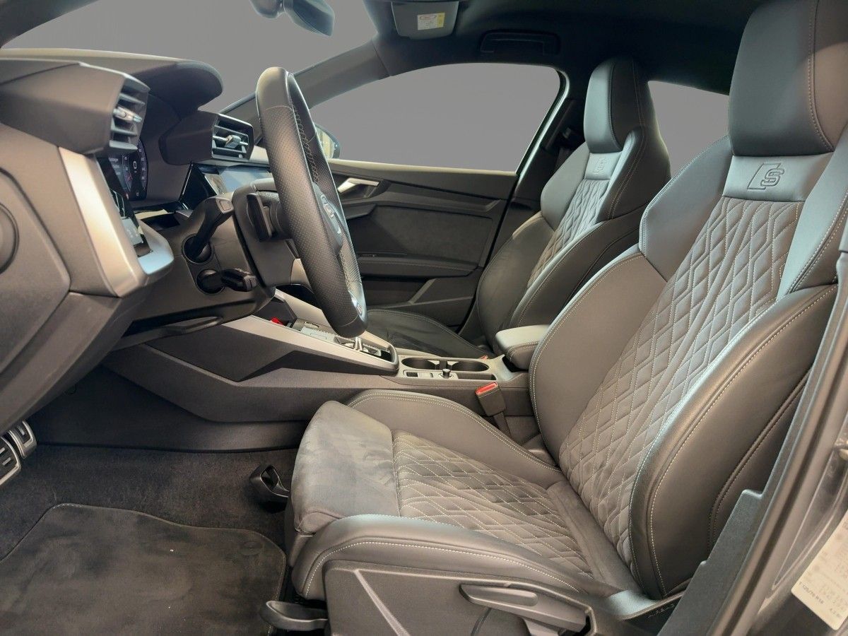 Audi A3 Sportback 35 TFSI S line - Samsaru's Car Outlet