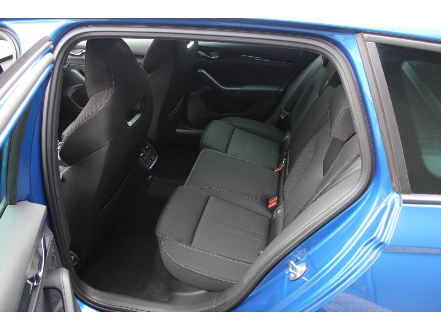 Skoda Octavia Sportline 1.5 TSI - Samsaru's Car Outlet