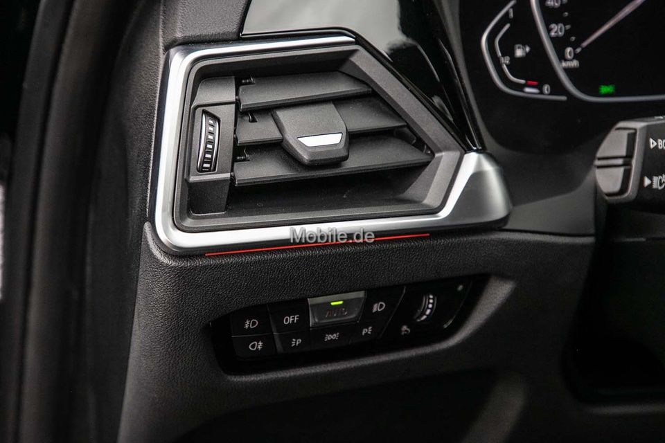 BMW 320i M Sportpaket - Samsaru's Car Outlet