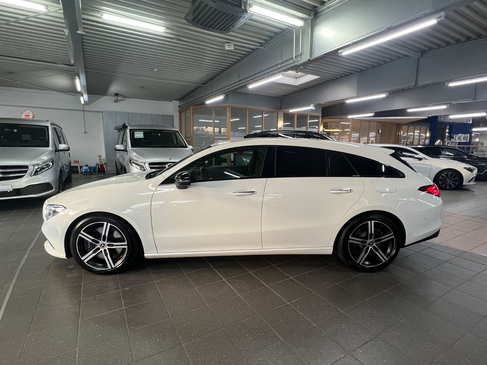 Mercedes-Benz CLA 220d SB 4M Progressive - Samsaru's Car Outlet