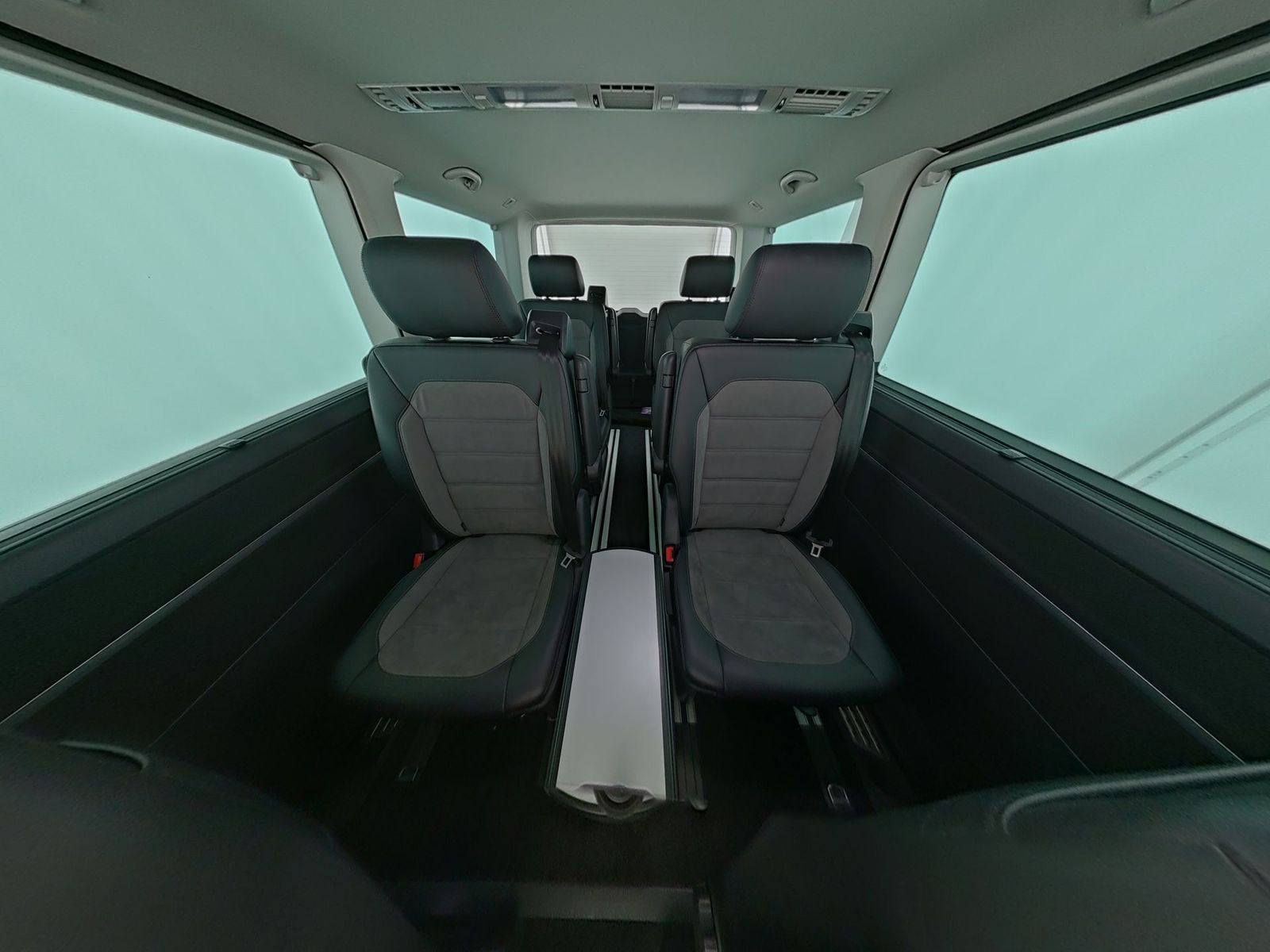 Volkswagen T6.1 Multivan 4Motion Navi|ACC|Kamera|LightAssis