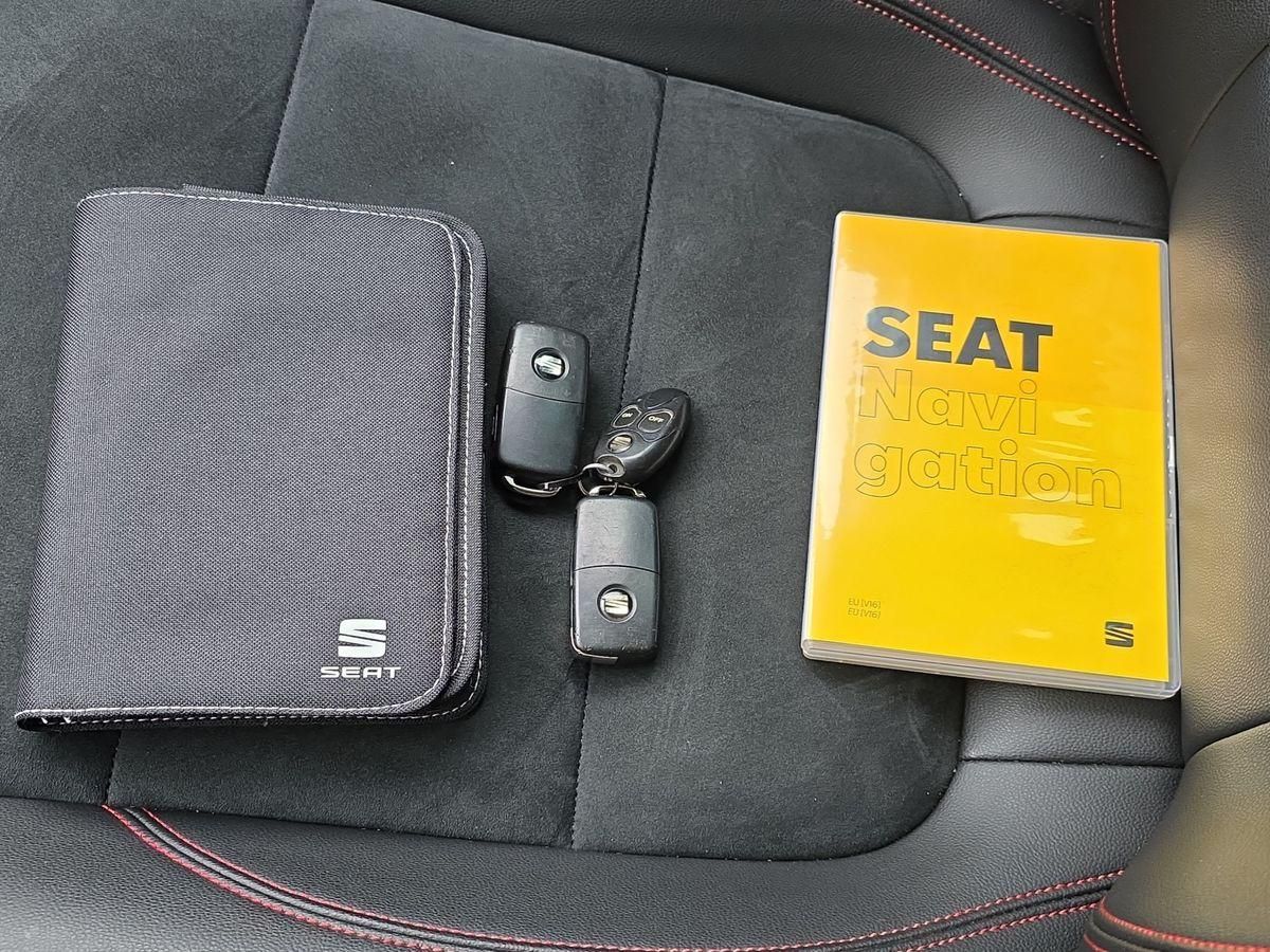 Seat Alhambra FR-Line TSI DSG 7SITZ STNDHZ PANO A-LED