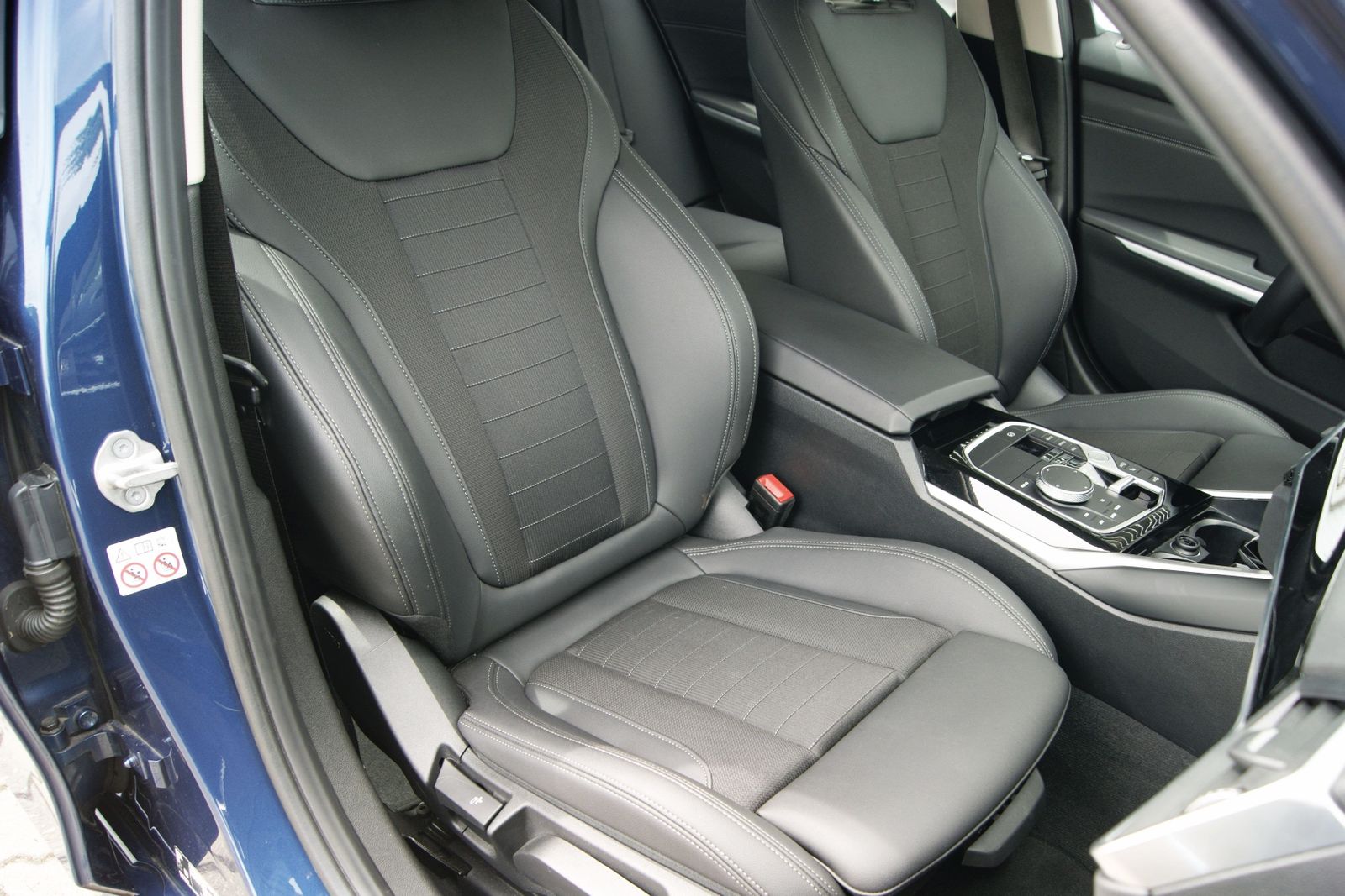 BMW 320i TOUR SPORT - Samsaru's Car Outlet