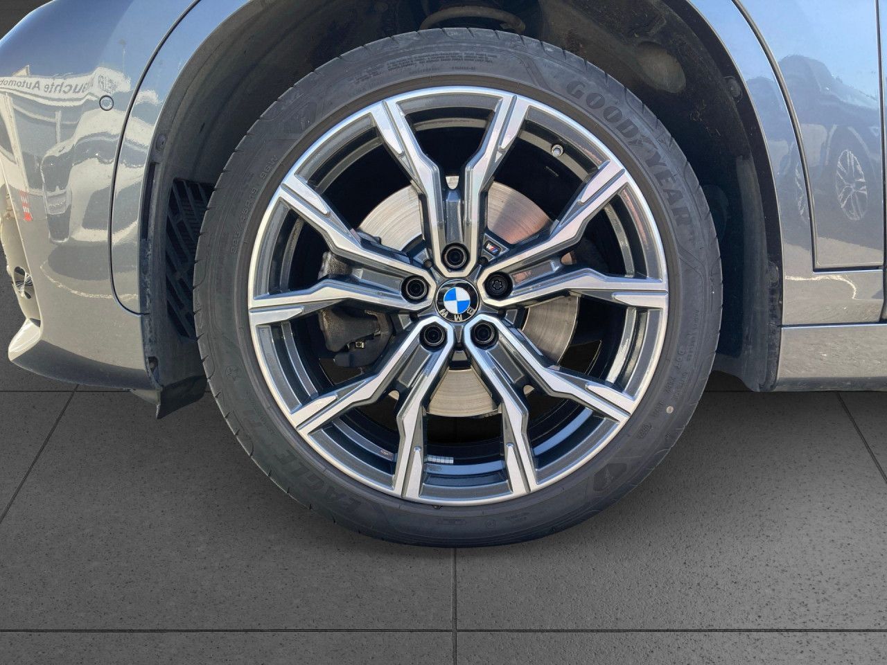 BMW X1 xDrive25i M SPORT - Samsaru's Car Outlet