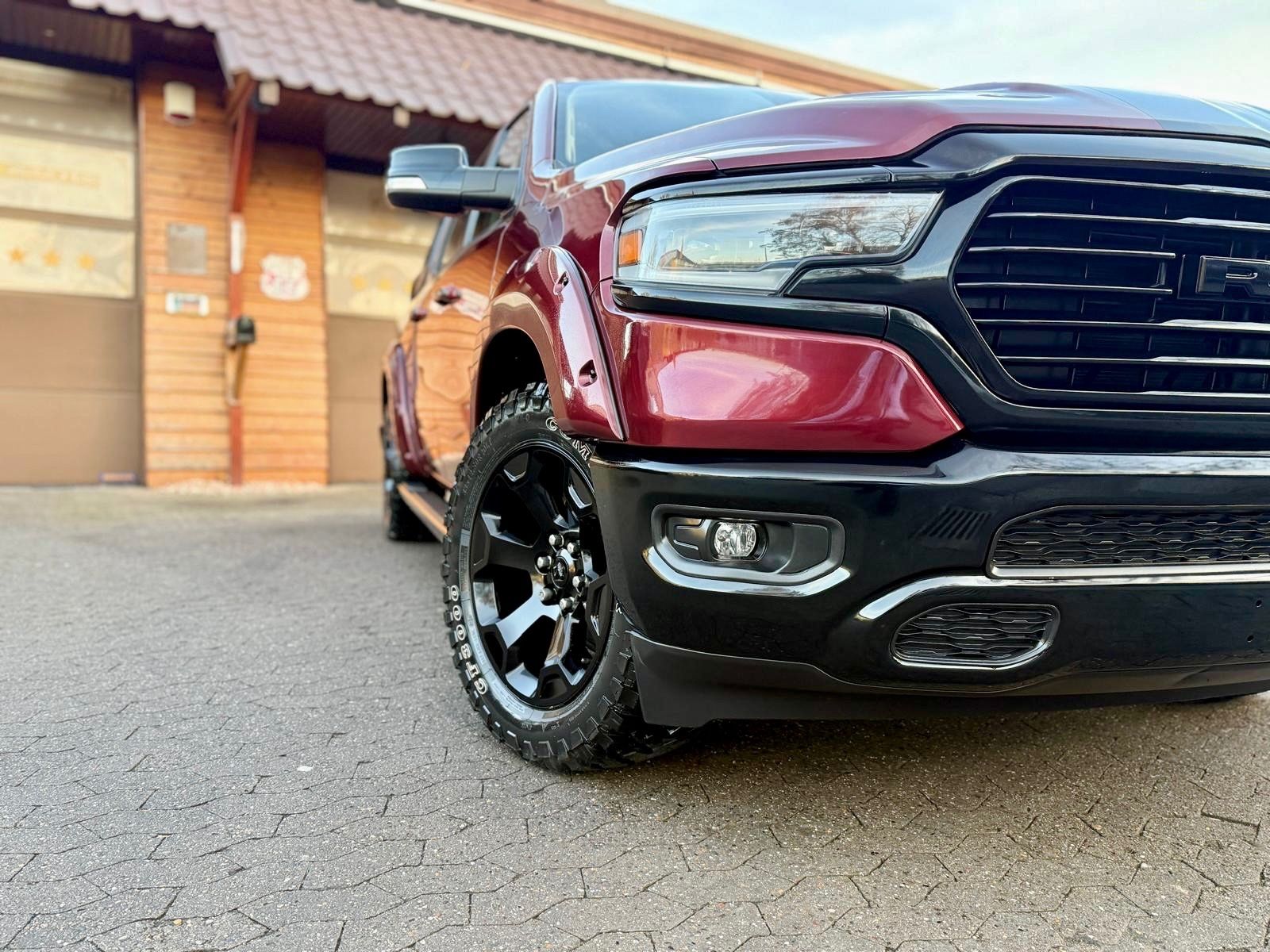 Dodge LPG*LIMITED*OFFROAD*BÜGEL*LIFT*AHK*NAVI*GARANTIE