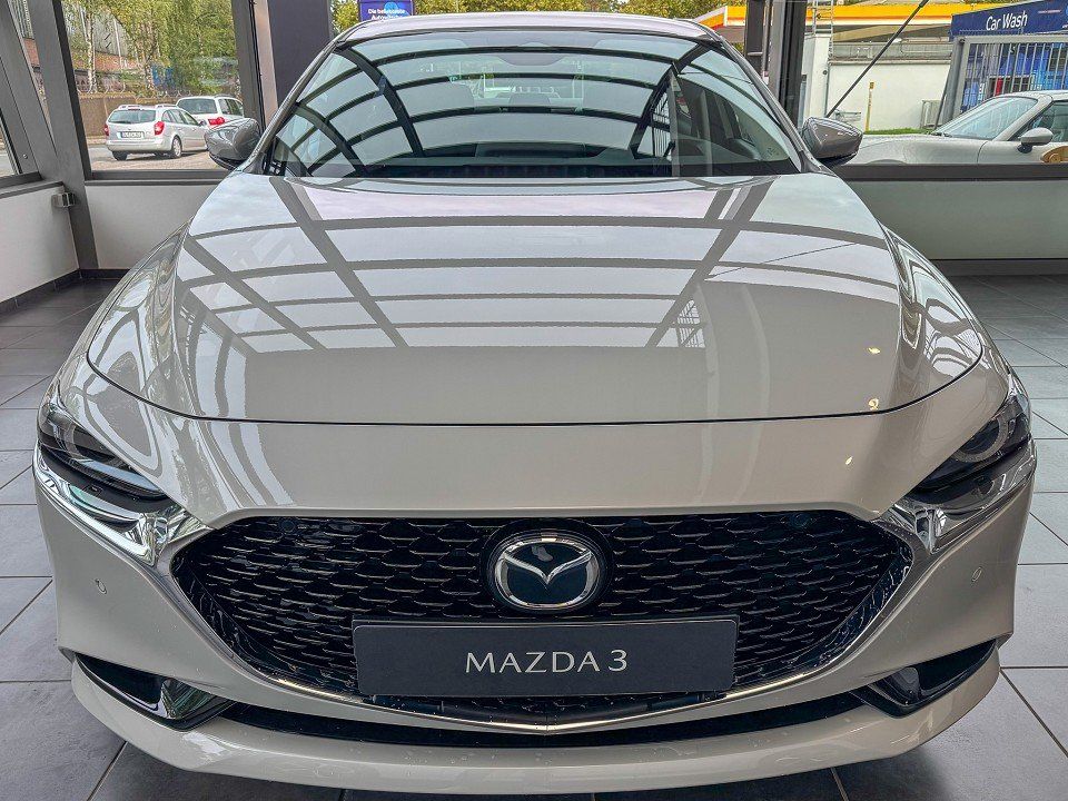 Mazda 3 Fastback Exclusive-Line