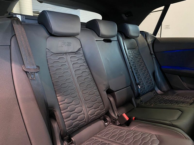 Audi RSQ8 DynamikPlus Pano Sbel B&O HUD AHK RS-Abgas