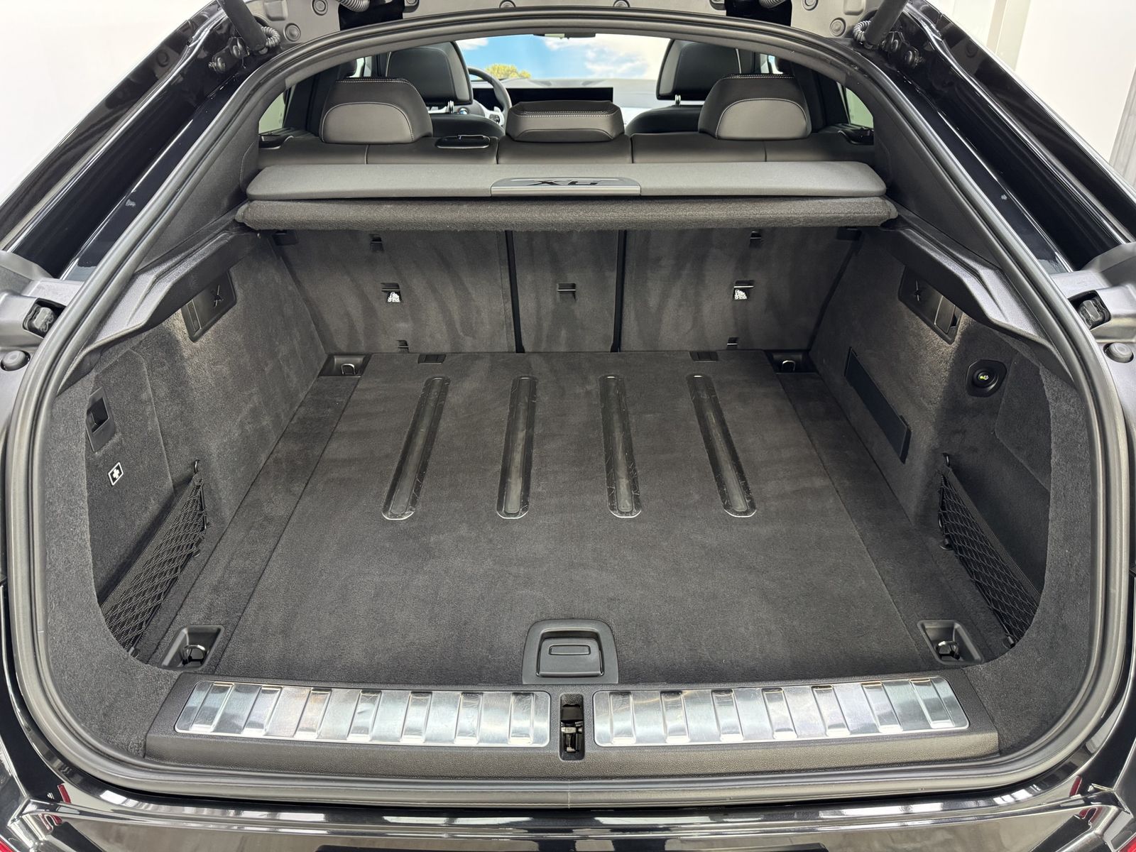 BMW X6 xDr30d M Sport Pro 22'' Sitzlüft. ACC 360°AHK