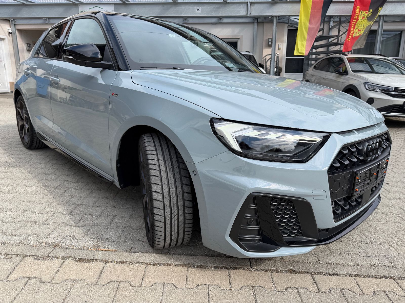 Audi A1 Sportback 40 TFSI S line, S line 2x, VOLL!!