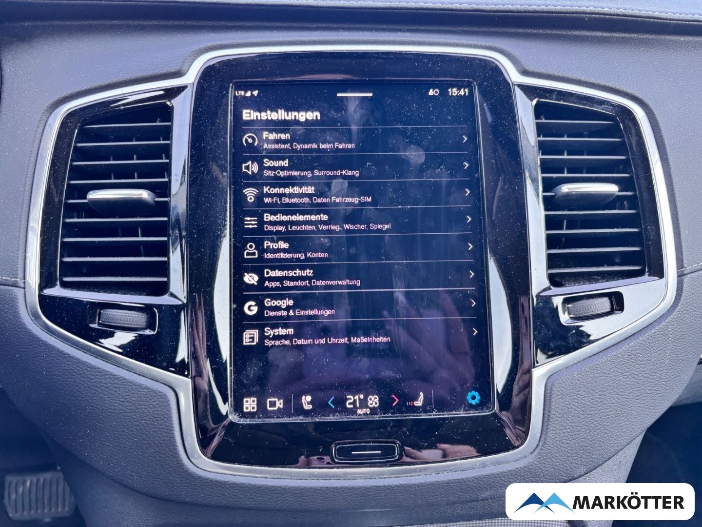 Volvo XC90 T8 AWD Plus Dark Recharge 7-Sitzer ACC/AHK