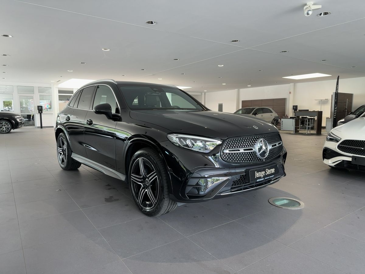 Mercedes-Benz GLC 220 d 4M AMG ADV. PLUS+AHK+PANO+360°+DISTR++